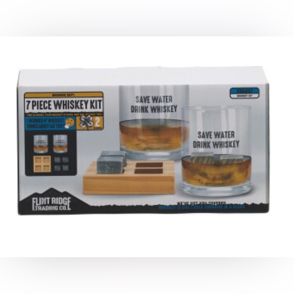 flint ridge Other - Whiskey Kit with Glasses and Stones